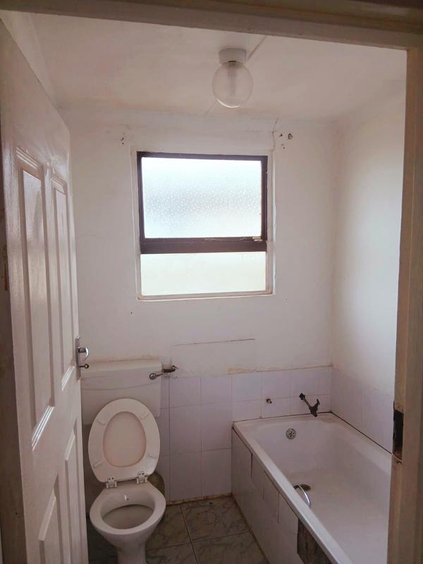 2 Bedroom Property for Sale in Motherwell Eastern Cape